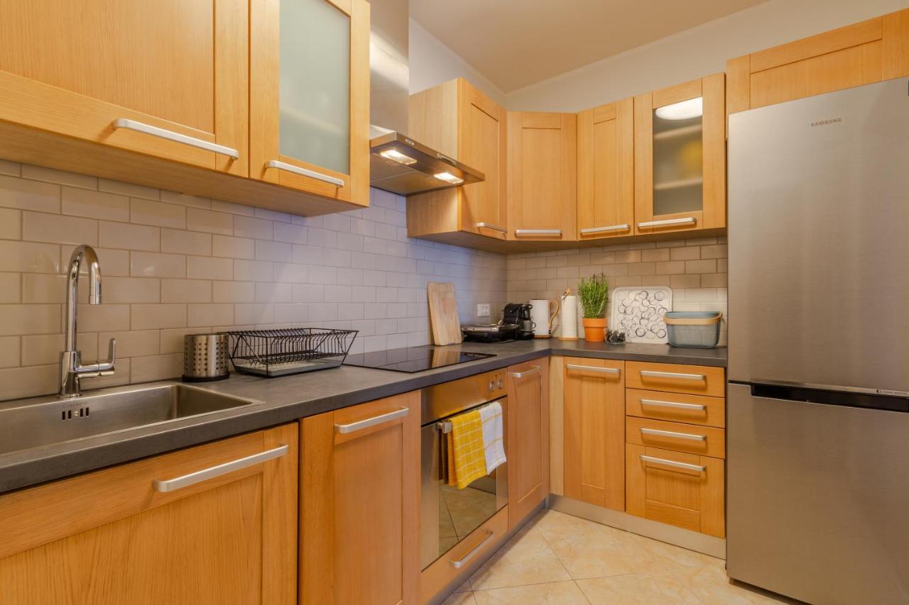 City Garden Apartment Пореч Екстер'єр фото